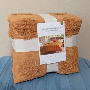 New Threshold Tufted Diamond Crinkle Duvet Cover and Sham Set Dark Gold King